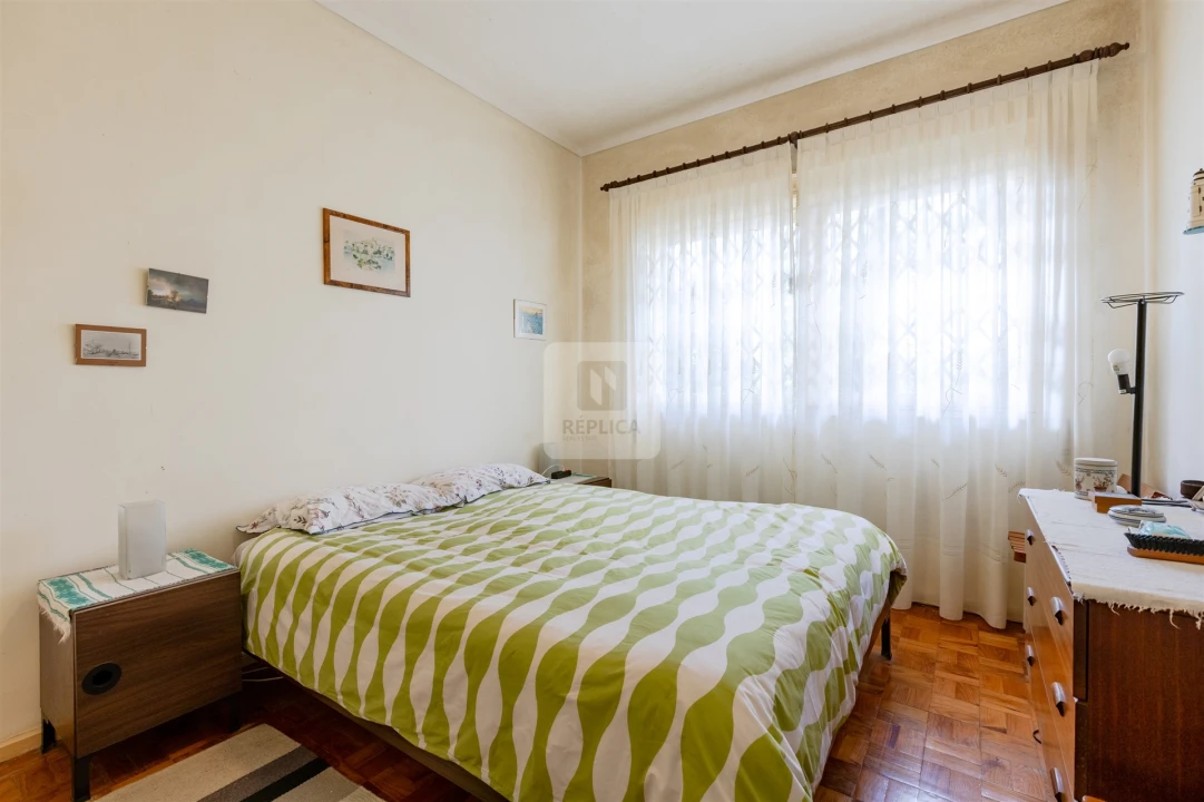 Prédio para Venda em Lordelo do Ouro e Massarelos Foto 12