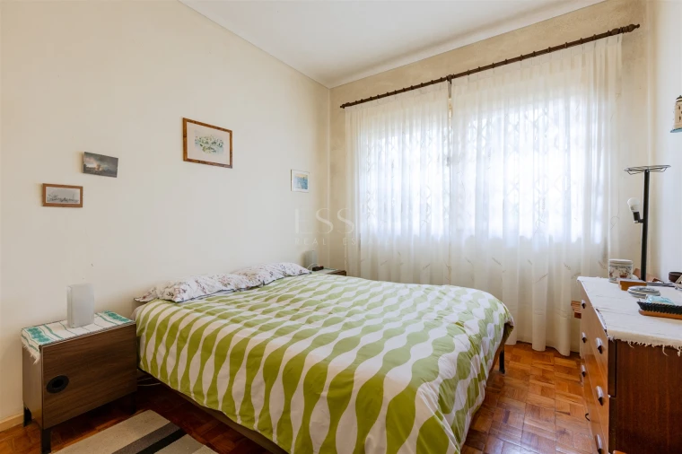 Prédio para Venda em Lordelo do Ouro e Massarelos Foto 13