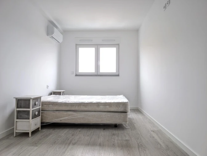 Apartamento T2 para Arrendamento em Aradas Foto 8