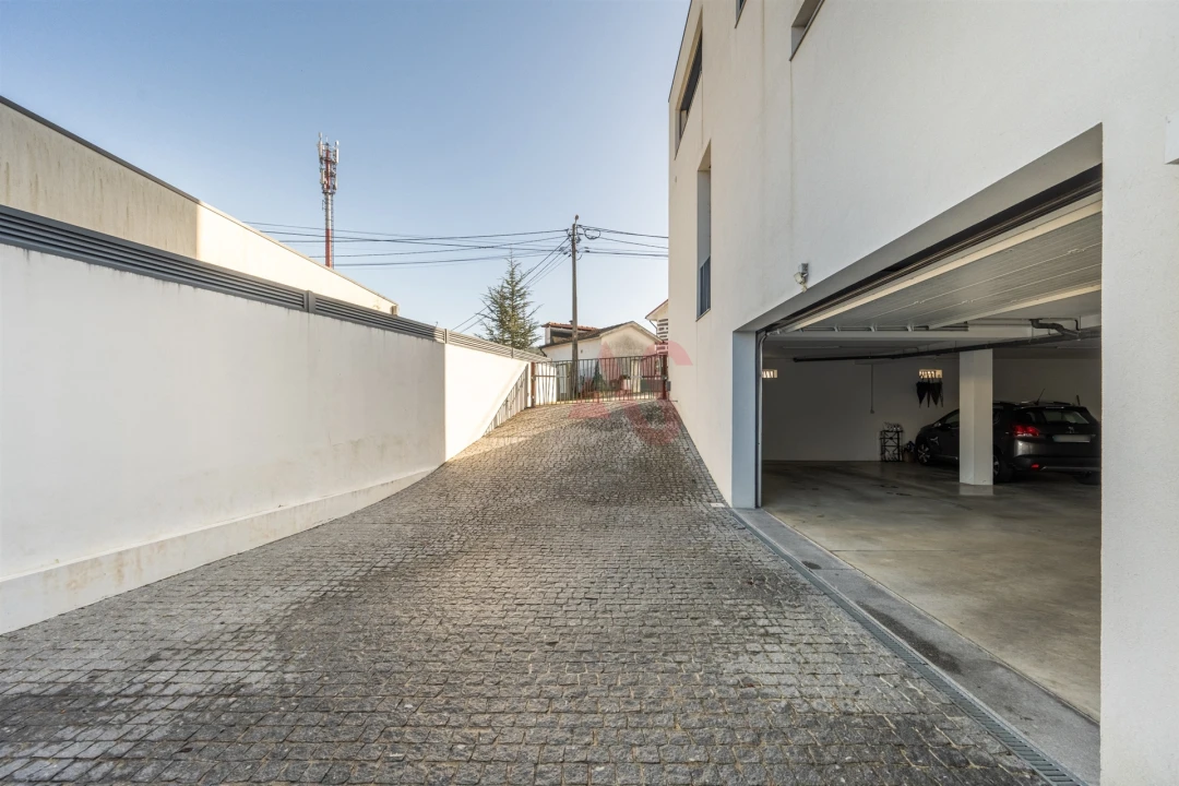 Moradia T3 para Venda em Santo Adrião de Vizela Foto 19