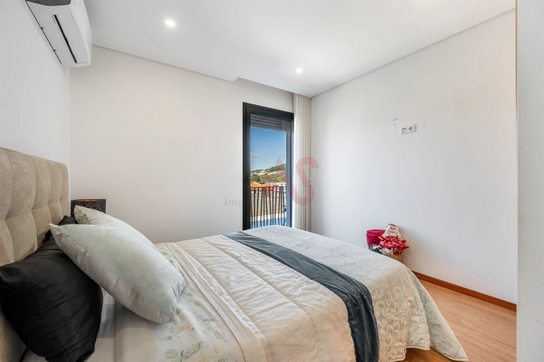 Moradia T3 para Venda em Santo Adrião de Vizela Foto 8