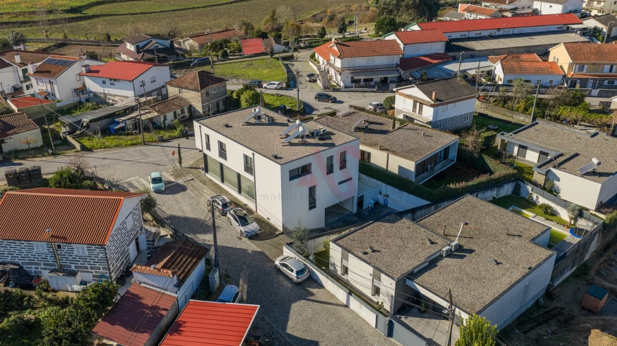 Moradia T3 para Venda em Santo Adrião de Vizela Foto 21