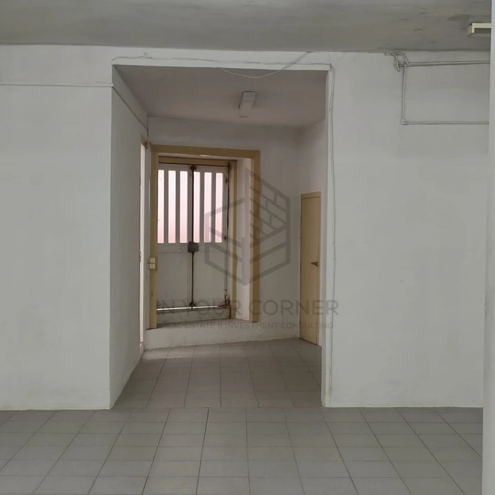 Loja para Arrendamento em São Vicente Foto 4