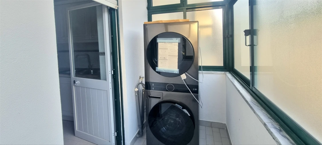 Apartamento T3 para Venda em Sé Nova, Santa Cruz, Almedina e São Bartolomeu Foto 9