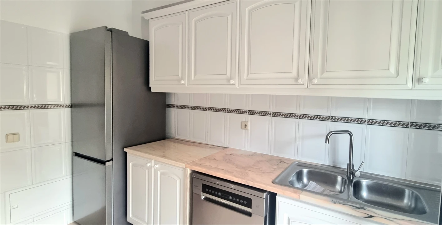 Apartamento T3 para Venda em Sé Nova, Santa Cruz, Almedina e São Bartolomeu Foto 8