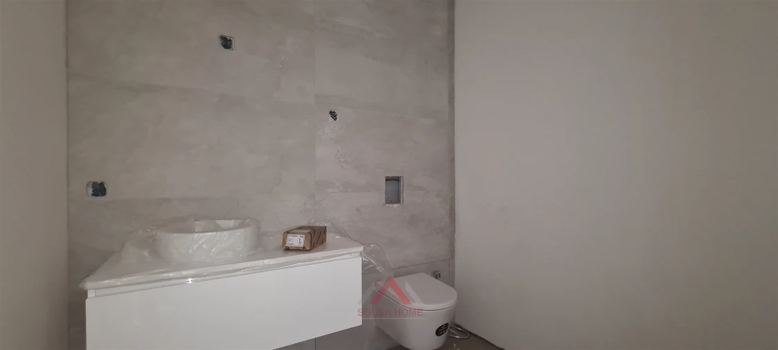 Moradia T4 para Venda em Leiria, Pousos, Barreira e Cortes Foto 9