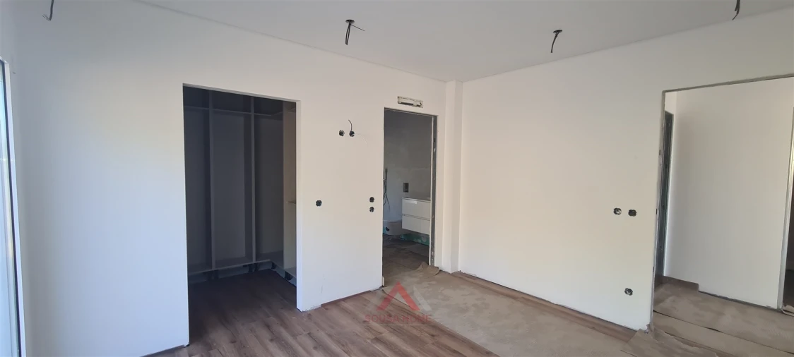 Moradia T4 para Venda em Leiria, Pousos, Barreira e Cortes Foto 16