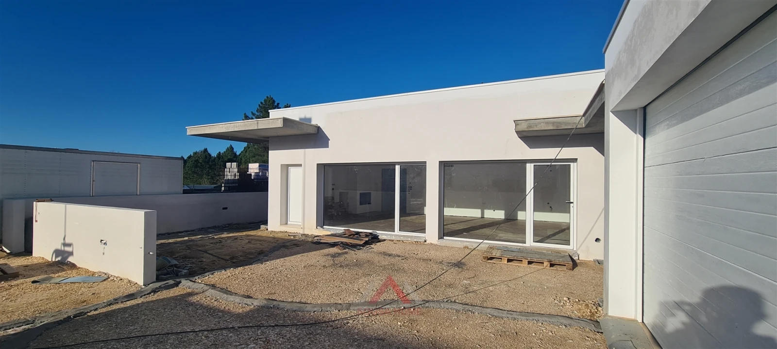 Moradia T4 para Venda em Leiria, Pousos, Barreira e Cortes Foto 1