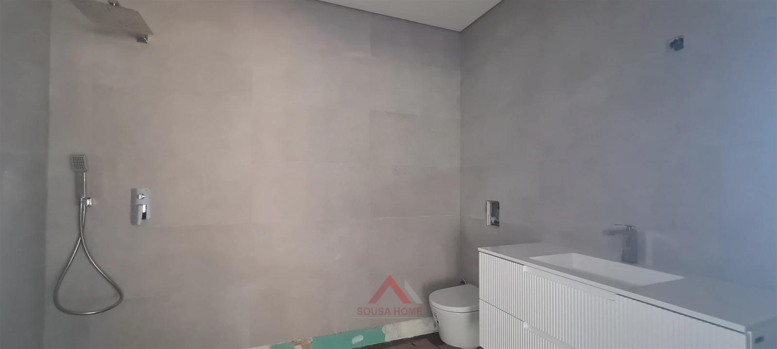 Moradia T4 para Venda em Leiria, Pousos, Barreira e Cortes Foto 12