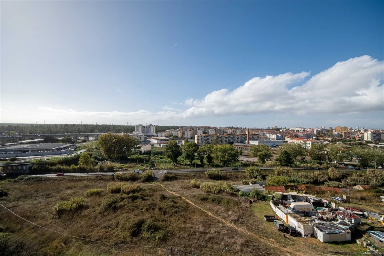 Apartamento T2 para Venda em Seixal, Arrentela e Aldeia de Paio Pires Foto 18