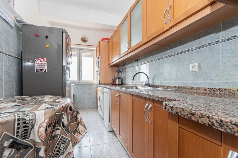 Apartamento T2 para Venda em Seixal, Arrentela e Aldeia de Paio Pires Foto 4