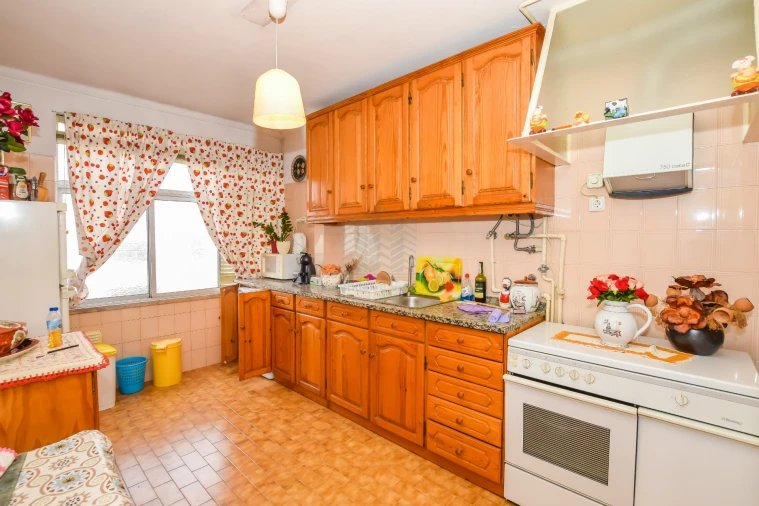 Apartamento T3 para Venda em São João Baptista Foto 2