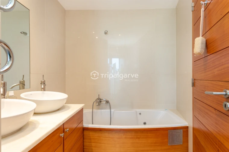 Apartamento T3 para Venda em Almancil Foto 16