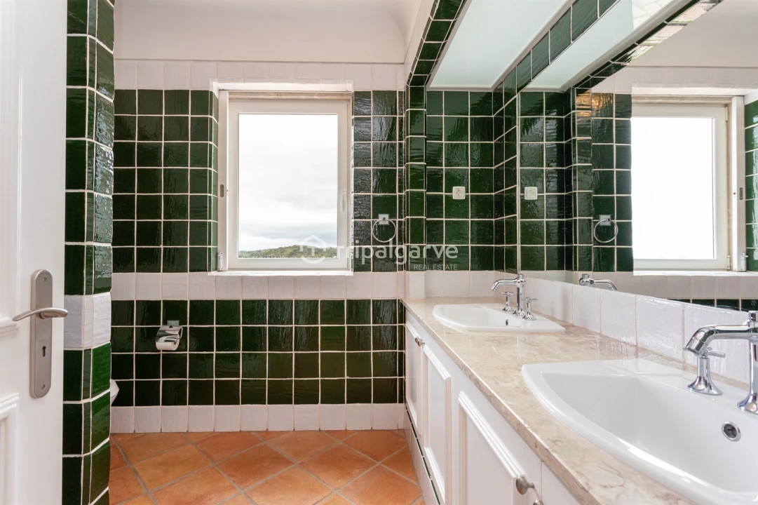 Moradia T4 para Venda em Loule (São Clemente) Foto 35