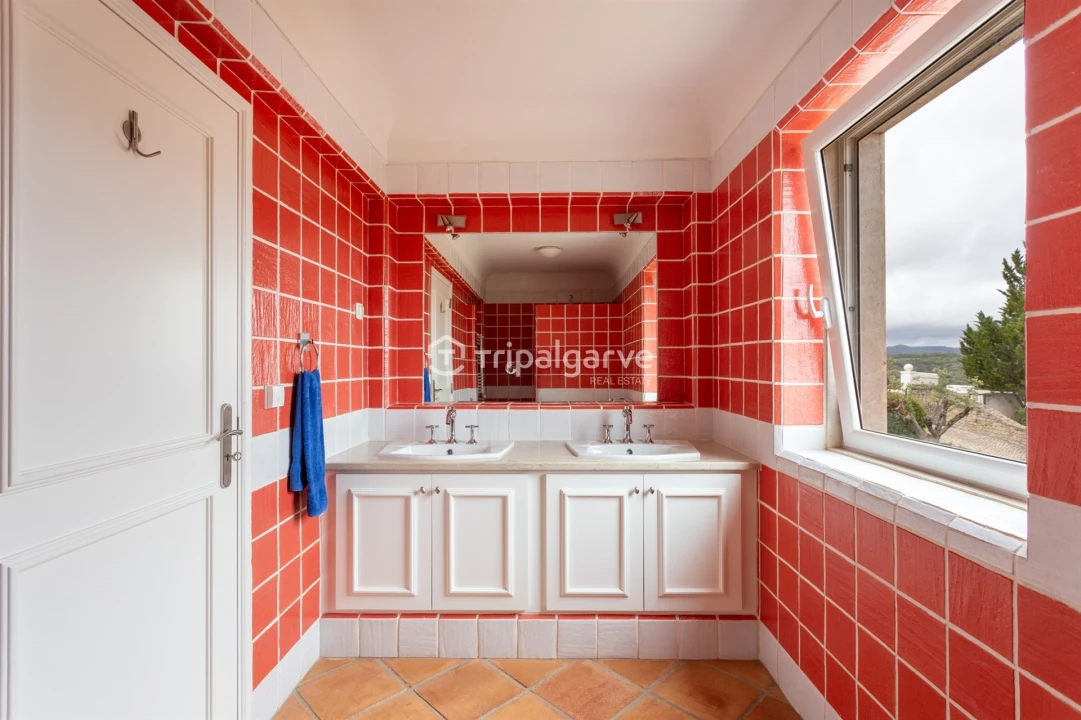 Moradia T4 para Venda em Loule (São Clemente) Foto 27