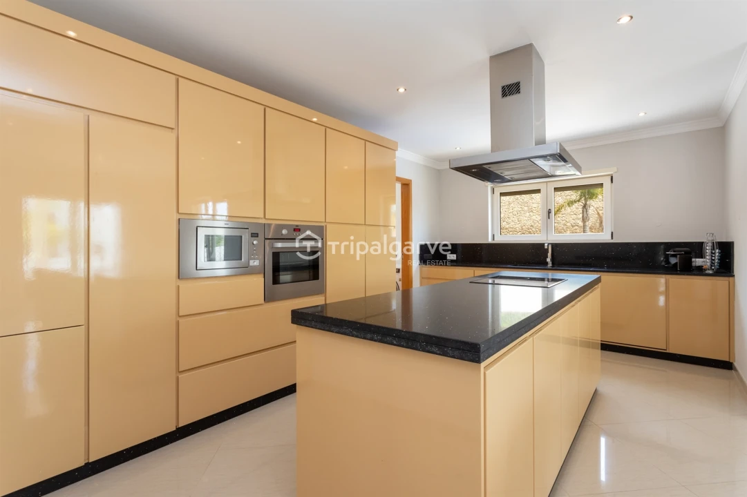 Moradia T4 para Venda em Albufeira e Olhos de Água Foto 20