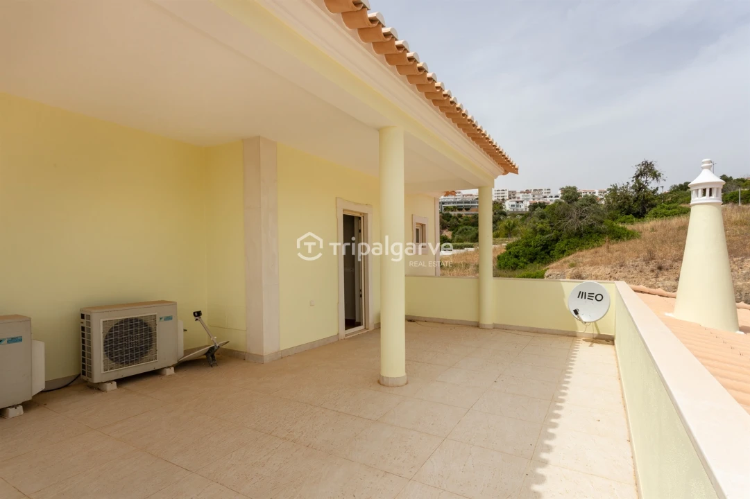 Moradia T4 para Venda em Albufeira e Olhos de Água Foto 40