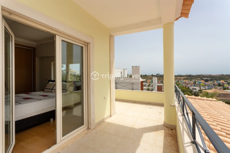 Moradia T4 para Venda em Albufeira e Olhos de Água Foto 38