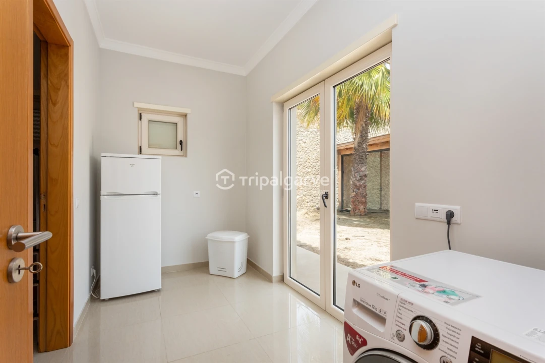 Moradia T4 para Venda em Albufeira e Olhos de Água Foto 27