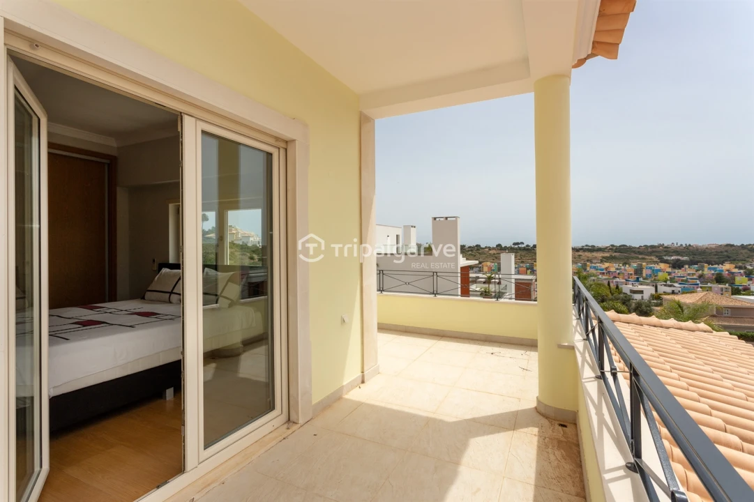 Moradia T4 para Venda em Albufeira e Olhos de Água Foto 38