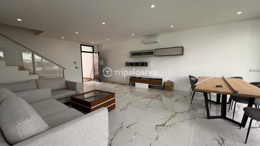 Moradia T4 para Venda em Albufeira e Olhos de Água Foto 39