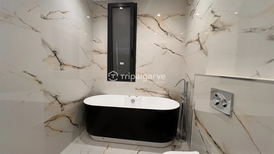 Moradia T4 para Venda em Albufeira e Olhos de Água Foto 27