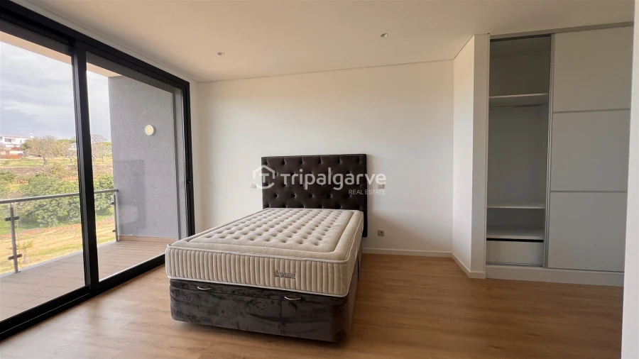 Moradia T4 para Venda em Albufeira e Olhos de Água Foto 24