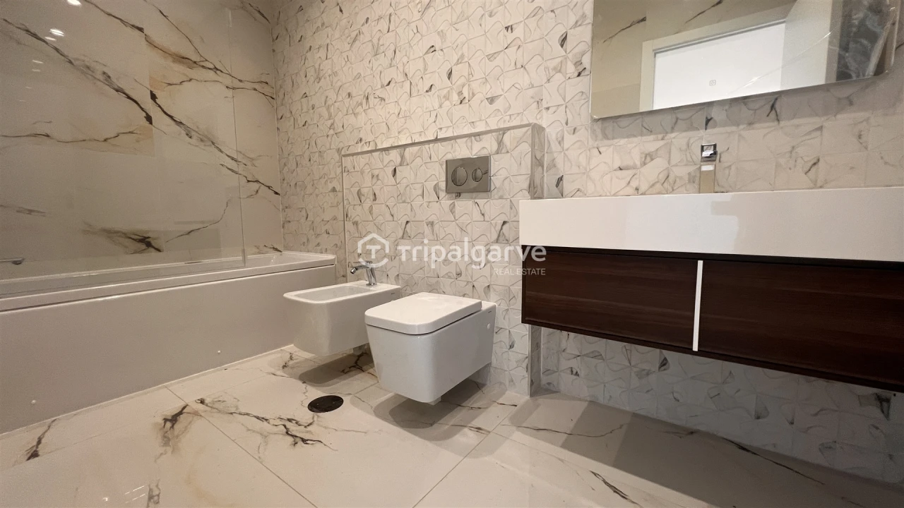 Moradia T4 para Venda em Albufeira e Olhos de Água Foto 11