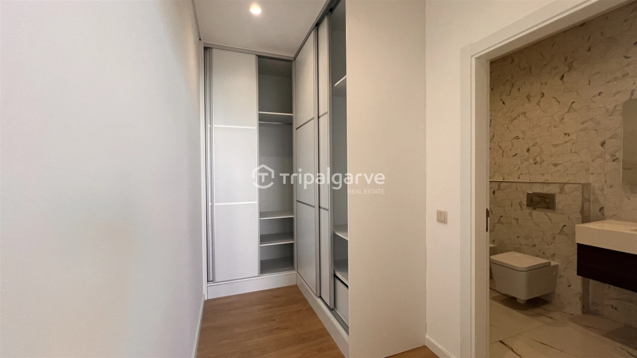 Moradia T4 para Venda em Albufeira e Olhos de Água Foto 12