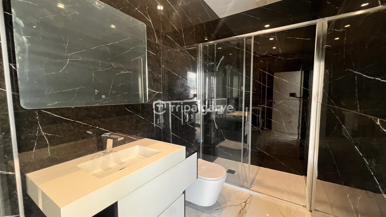 Moradia T4 para Venda em Albufeira e Olhos de Água Foto 19