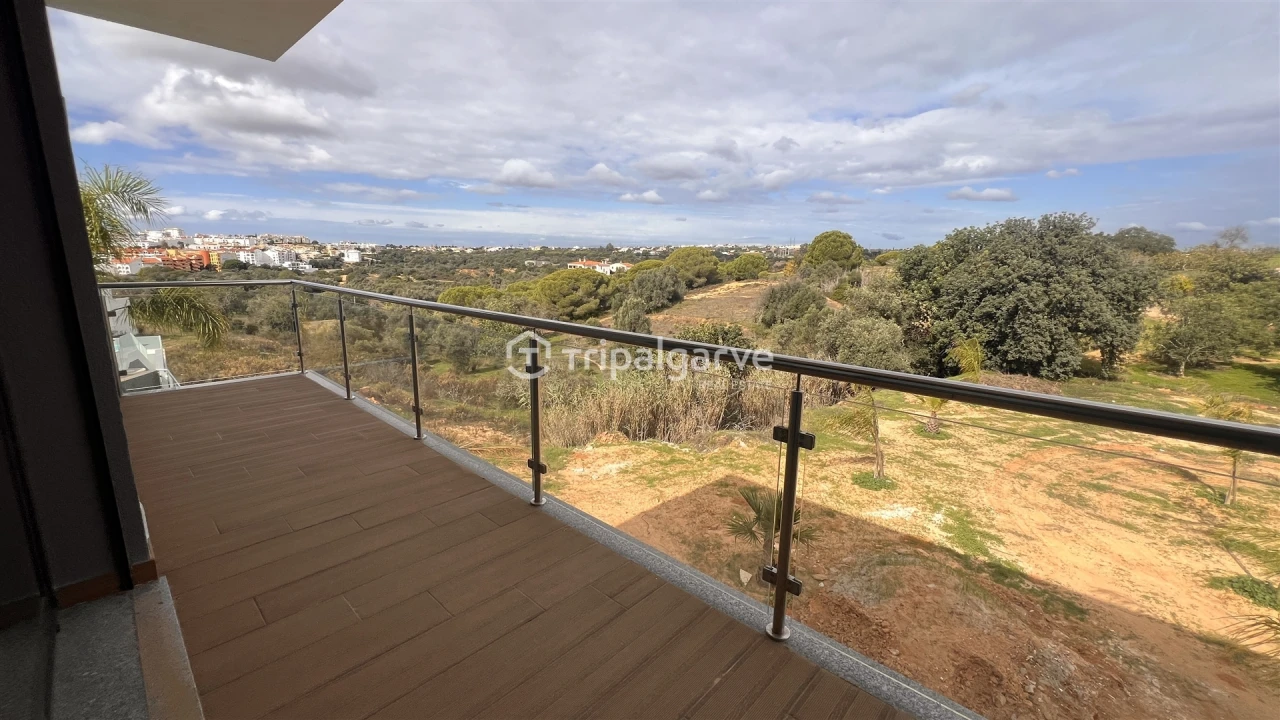Moradia T4 para Venda em Albufeira e Olhos de Água Foto 28