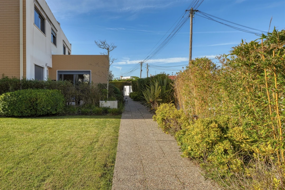 Moradia T4 para Venda em São João das Lampas e Terrugem Foto 35