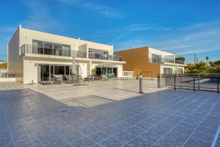 Moradia T4 para Venda em São João das Lampas e Terrugem Foto 6