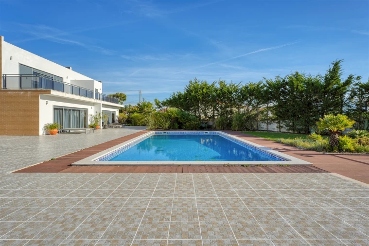 Moradia T4 para Venda em São João das Lampas e Terrugem Foto 4