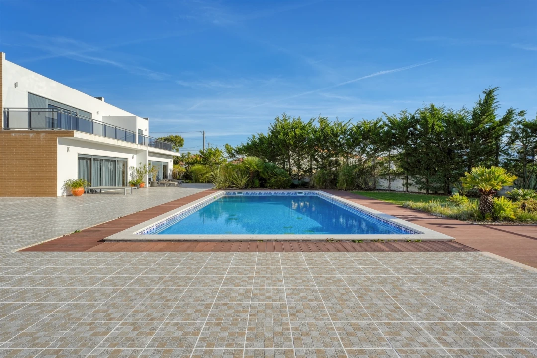 Moradia T4 para Venda em São João das Lampas e Terrugem Foto 4