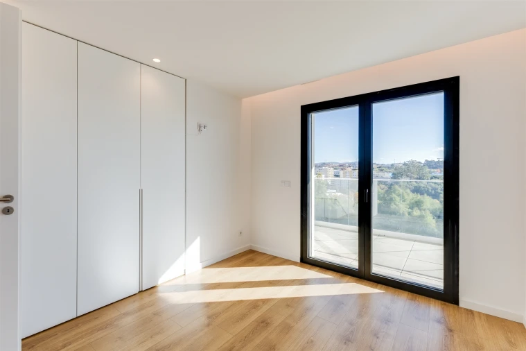 Apartamento T3 para Arrendamento em Leiria, Pousos, Barreira e Cortes Foto 24