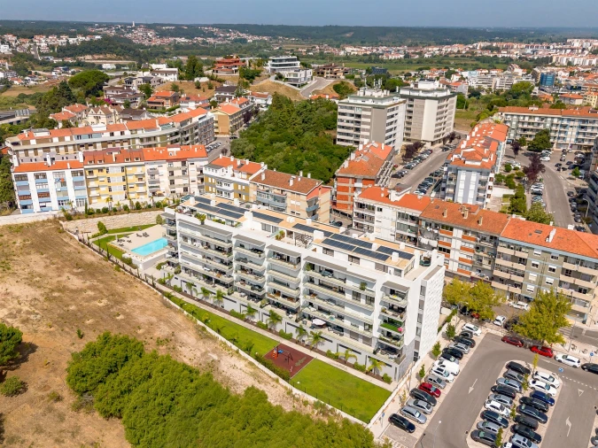 Apartamento T3 para Arrendamento em Leiria, Pousos, Barreira e Cortes Foto 2