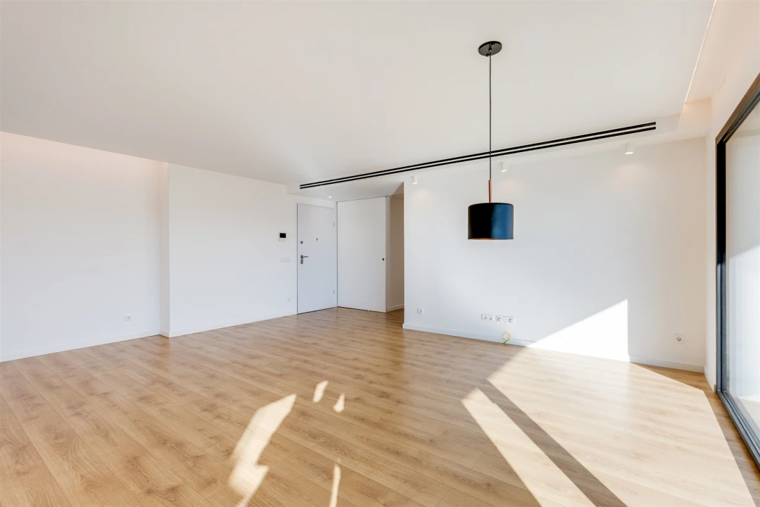 Apartamento T3 para Arrendamento em Leiria, Pousos, Barreira e Cortes Foto 11