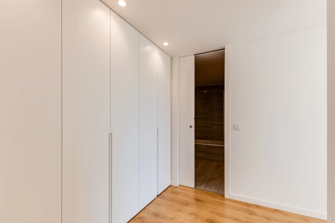 Apartamento T3 para Arrendamento em Leiria, Pousos, Barreira e Cortes Foto 32