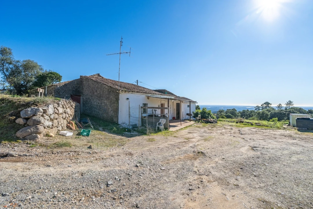 Quinta T2 para Venda em Monchique Foto 11