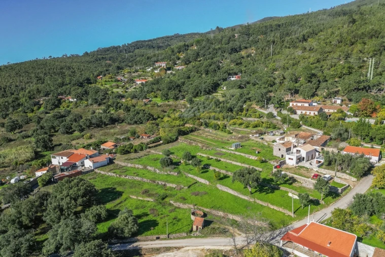 Quinta T2 para Venda em Monchique Foto 13