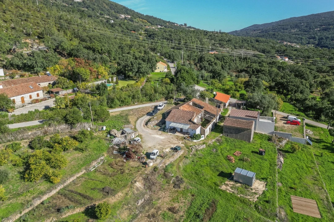 Quinta T2 para Venda em Monchique Foto 12