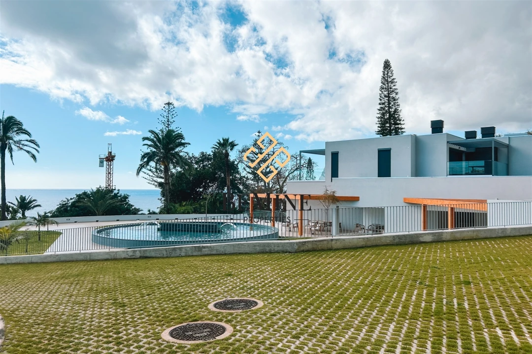 Apartamento T3 para Venda em São Martinho Foto 5