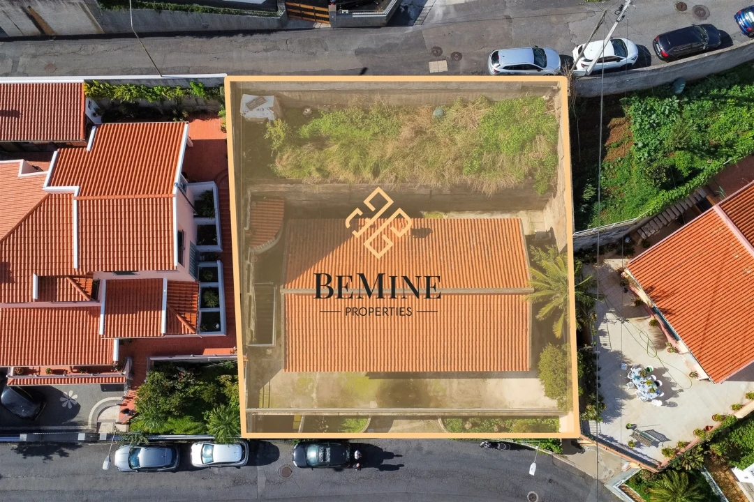 Moradia T3 para Venda em Santo Antonio Foto 2