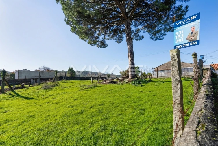 Terreno para Venda em Merelim (São Paio), Panoias e Parada de Tibães Foto 12