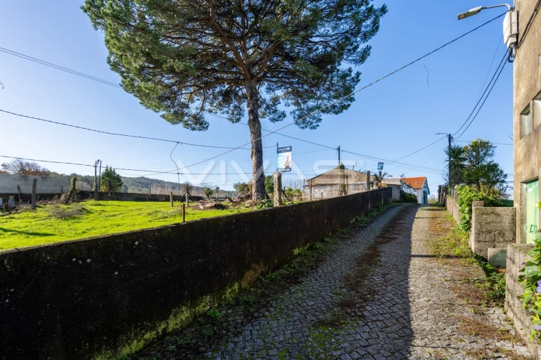 Terreno para Venda em Merelim (São Paio), Panoias e Parada de Tibães Foto 11