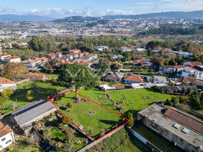 Terreno para Venda em Merelim (São Paio), Panoias e Parada de Tibães Foto 18