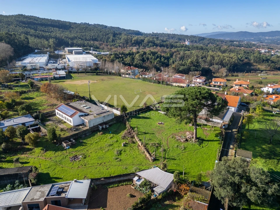 Terreno para Venda em Merelim (São Paio), Panoias e Parada de Tibães Foto 4