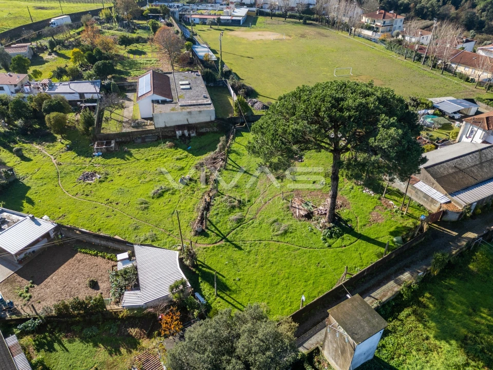 Terreno para Venda em Merelim (São Paio), Panoias e Parada de Tibães Foto 6