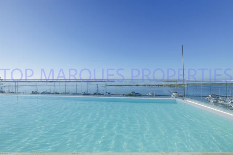 Apartamento T2 para Venda em Olhão Foto 14